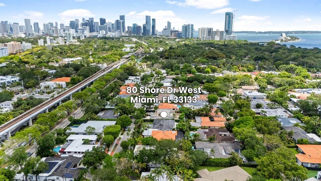 Building Photo - 80 Shore Dr W
