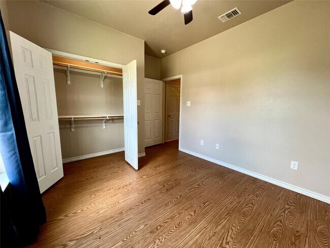 Building Photo - 1295 Harper Trl