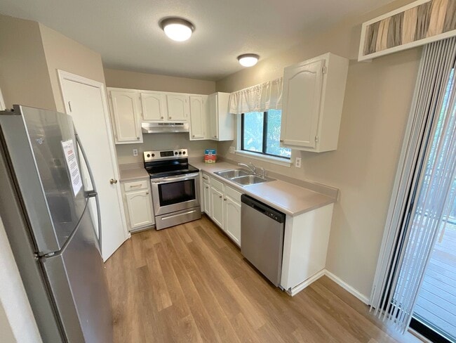Building Photo - 8214 Steadman Dr