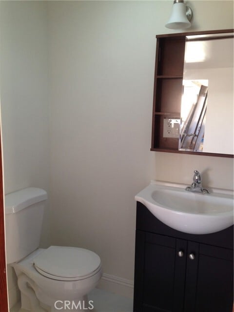 Building Photo - 20610 Hill Top Dr