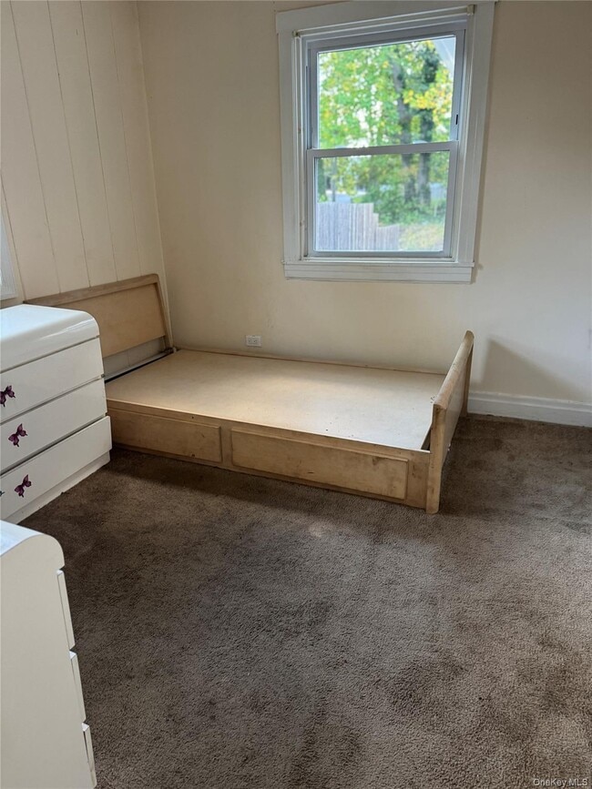 Building Photo - 21 Lincoln Dr