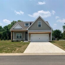 Building Photo - 6458 Summer Shade Cir
