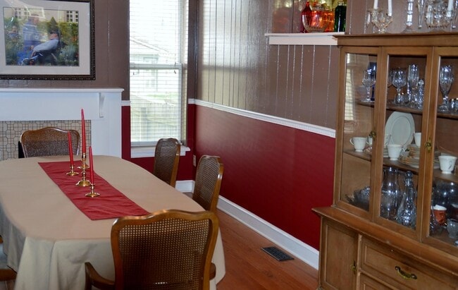 Building Photo - 32 Wilson Ave