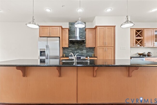 Building Photo - 3904 Village Townes Walk