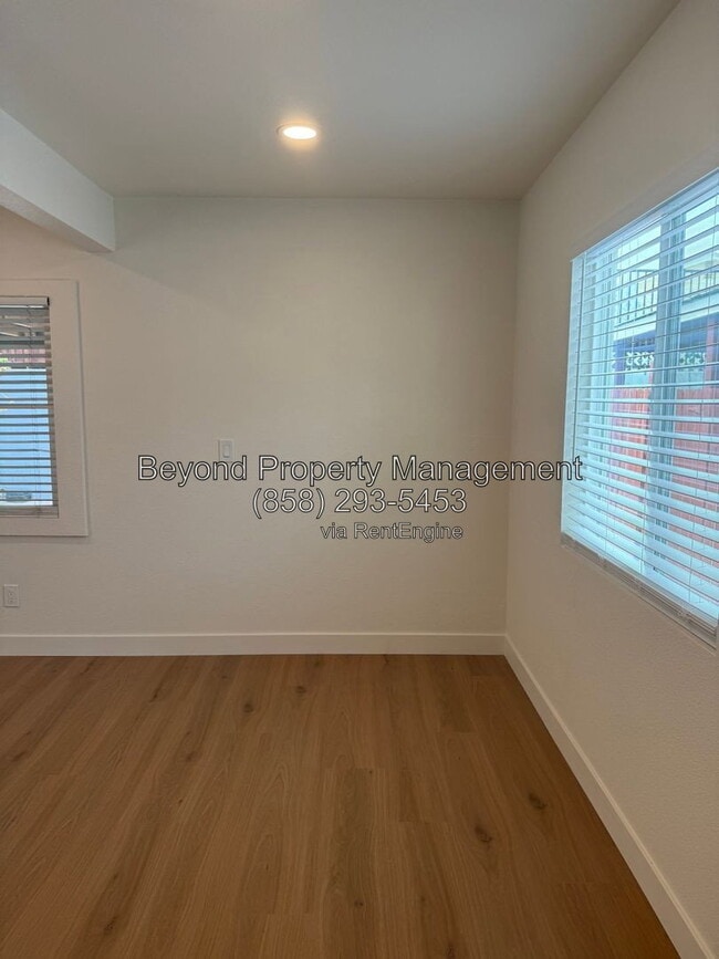 Building Photo - 2704 Highland Ave