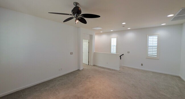 Building Photo - 3 Bedroom Home in the Mulberry Community Near S Signal Butte Rd and E Guadalupe Rd!