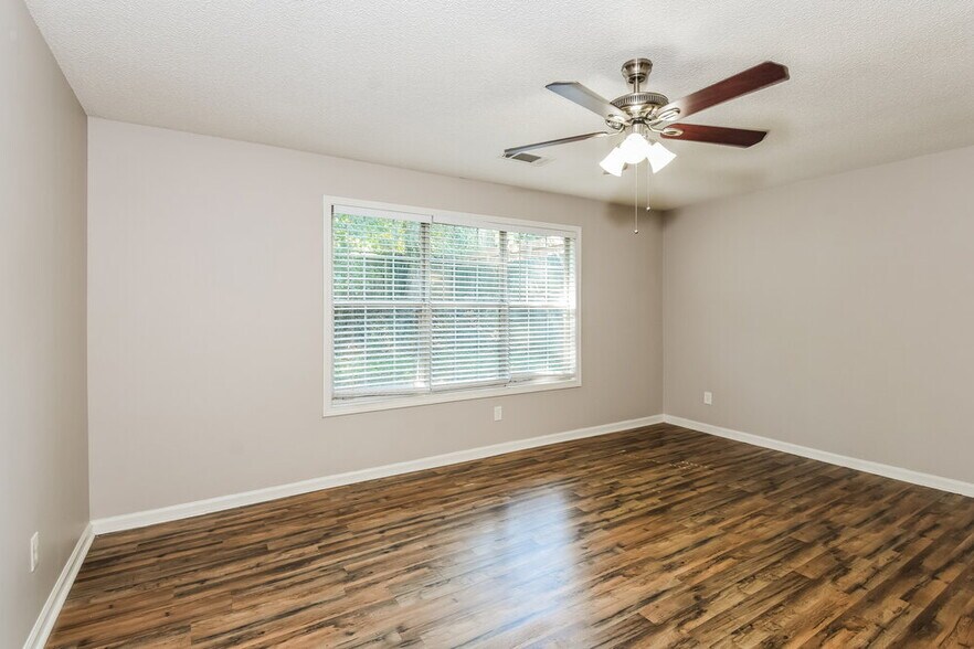 Building Photo - 4753 Limestone Ln NW