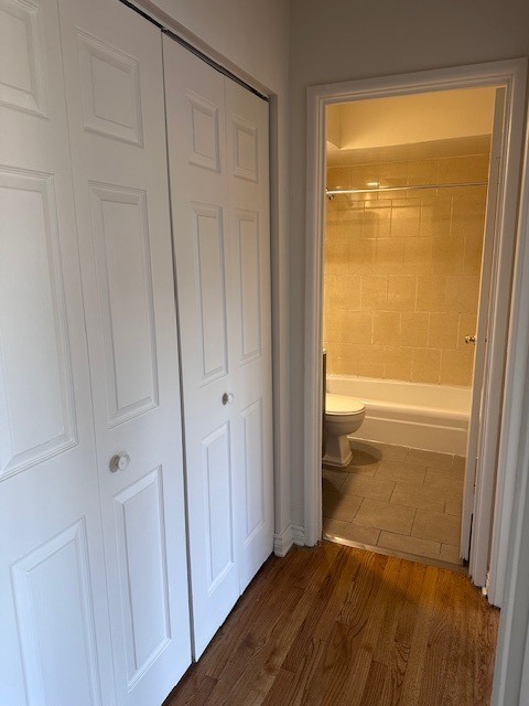 Building Photo - 5730 N Sheridan Rd