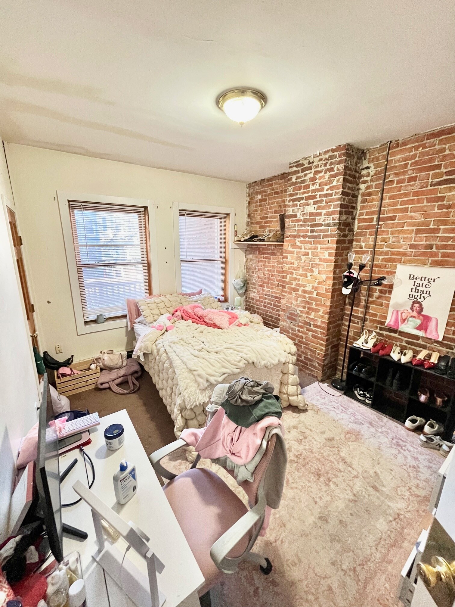 Building Photo - 71 Pontiac St