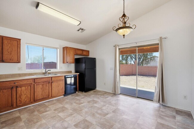 Building Photo - 23851 W Lasso Ln