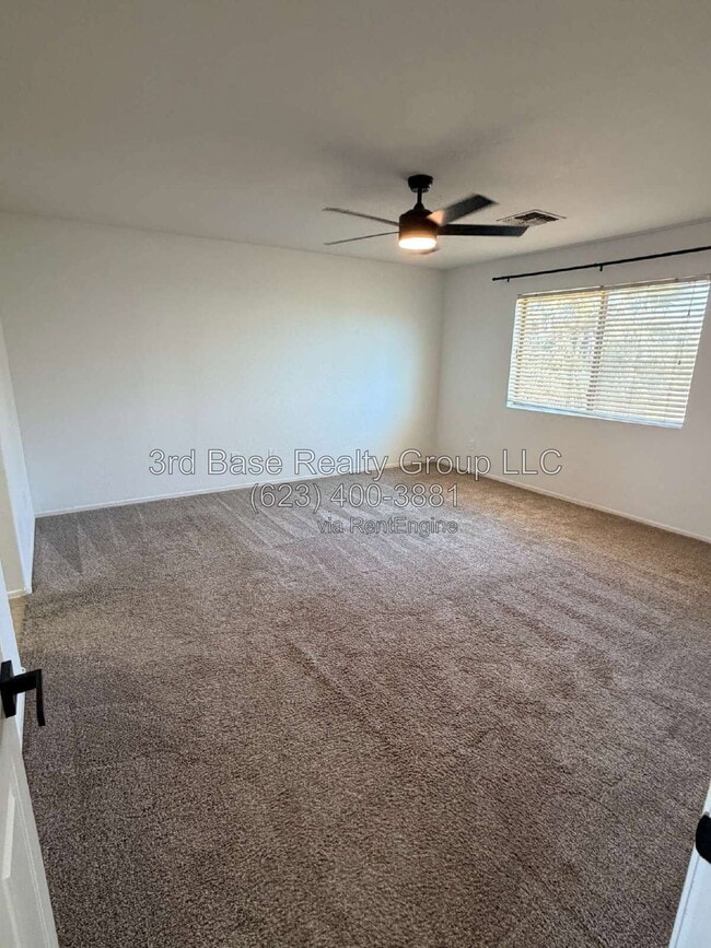 Building Photo - 13829 W Rovey Ave