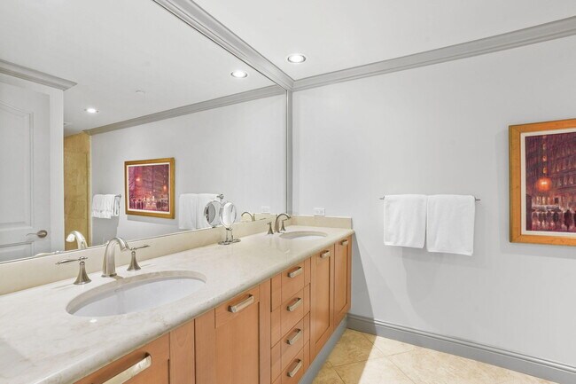 Building Photo - 3800 N Ocean Dr