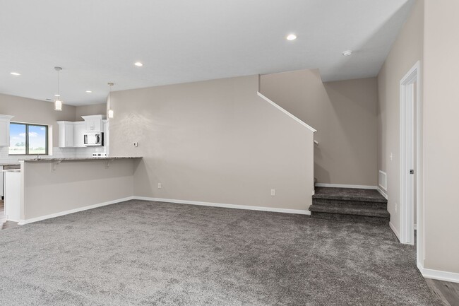 Building Photo - ** RENT SPECIAL** on a BRAND NEW  3 bed 3 ...