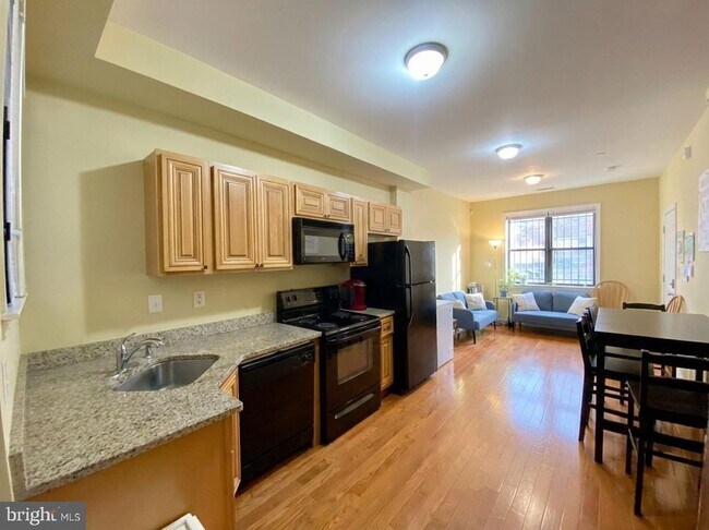 Building Photo - 2010 N Carlisle St