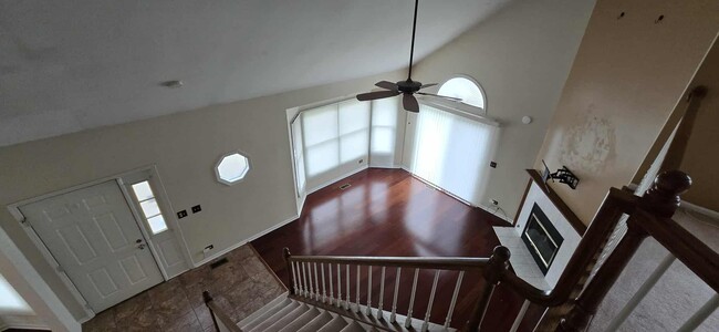 Building Photo - 14713 Golf Rd
