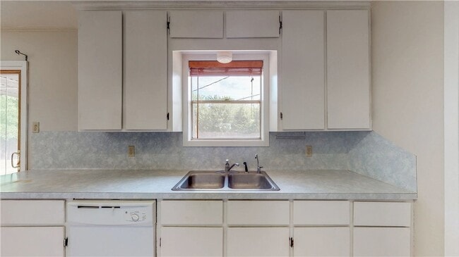 Building Photo - 1407 Lawyer St