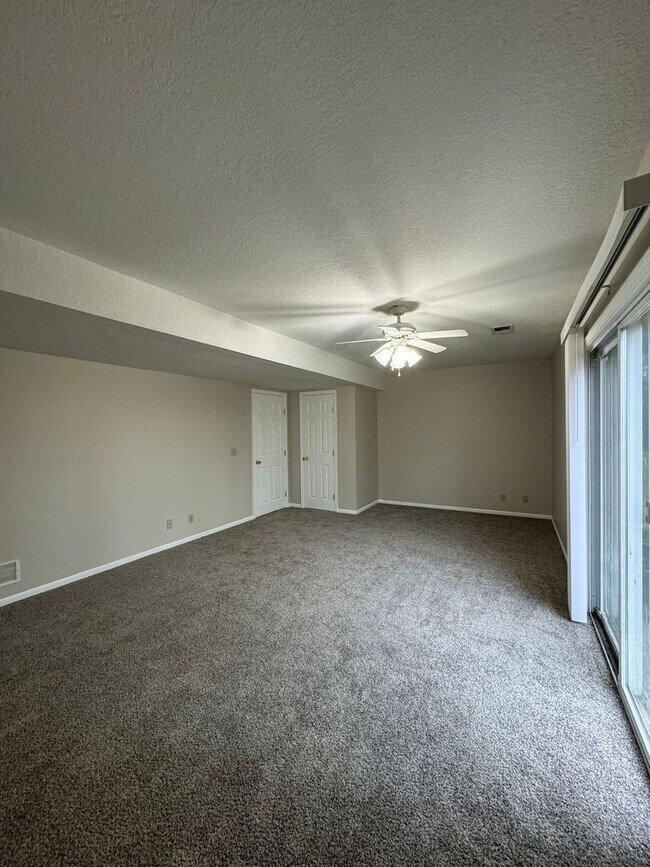 Building Photo - 3-Bedroom Duplex with Open Living Area & Private Owner’s Suite