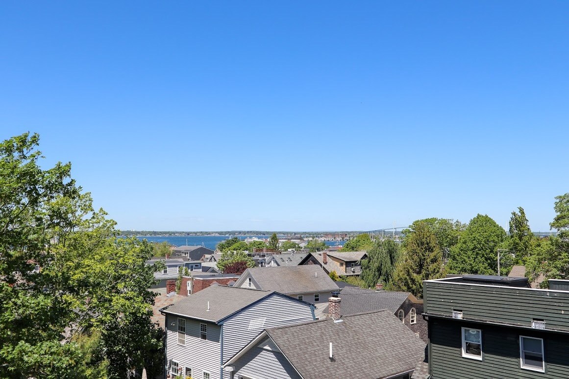 Building Photo - 491 Spring St