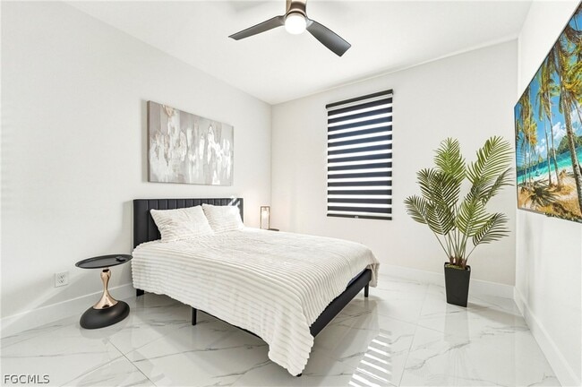 Building Photo - 922 NW 8th Terrace