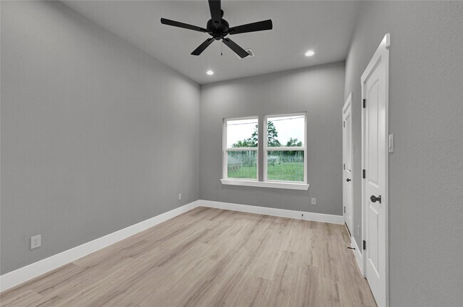 Building Photo - 7415 Hezekiah Ln