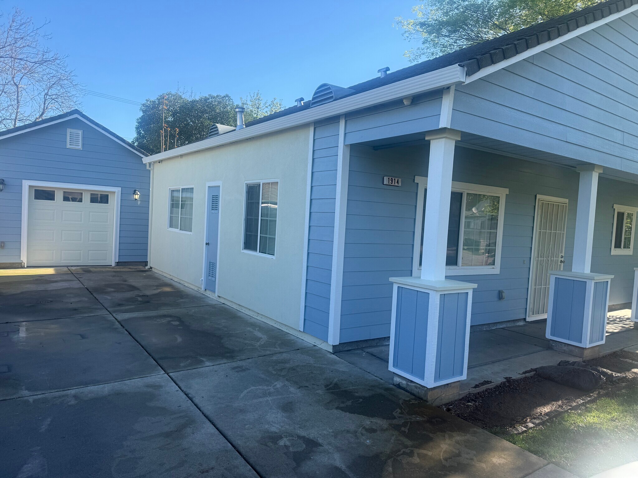 Building Photo - 1914 El Monte Ave