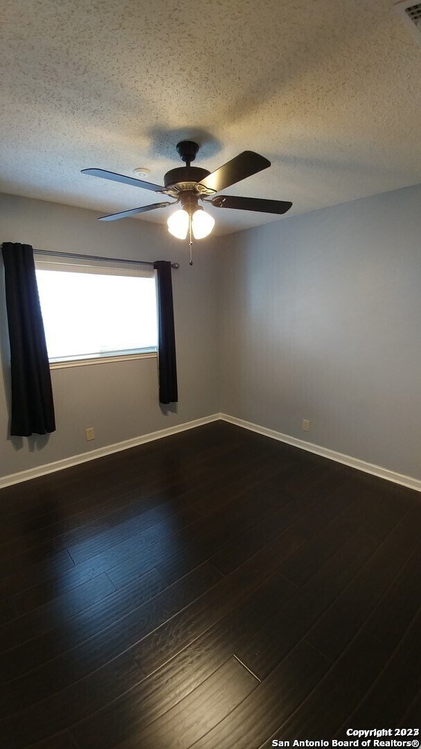 Building Photo - 7138 Valewood View