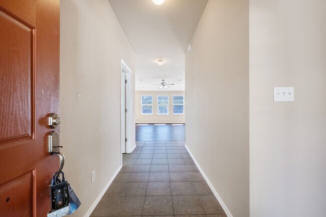 Building Photo - 3 Bedroom, 2 Bath Home in the Village of Berry Creek