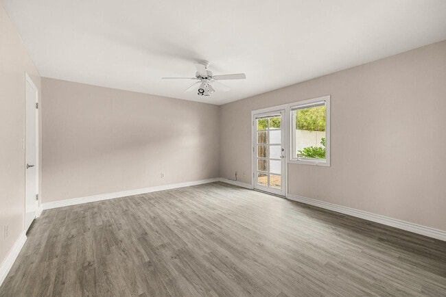 Building Photo - 6724 N 58th Pl