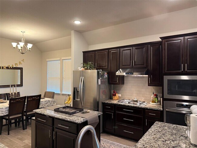 Building Photo - 2917 Coral Valley Dr