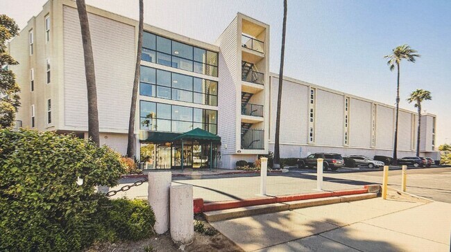 Building Photo - 3101 Peninsula Rd
