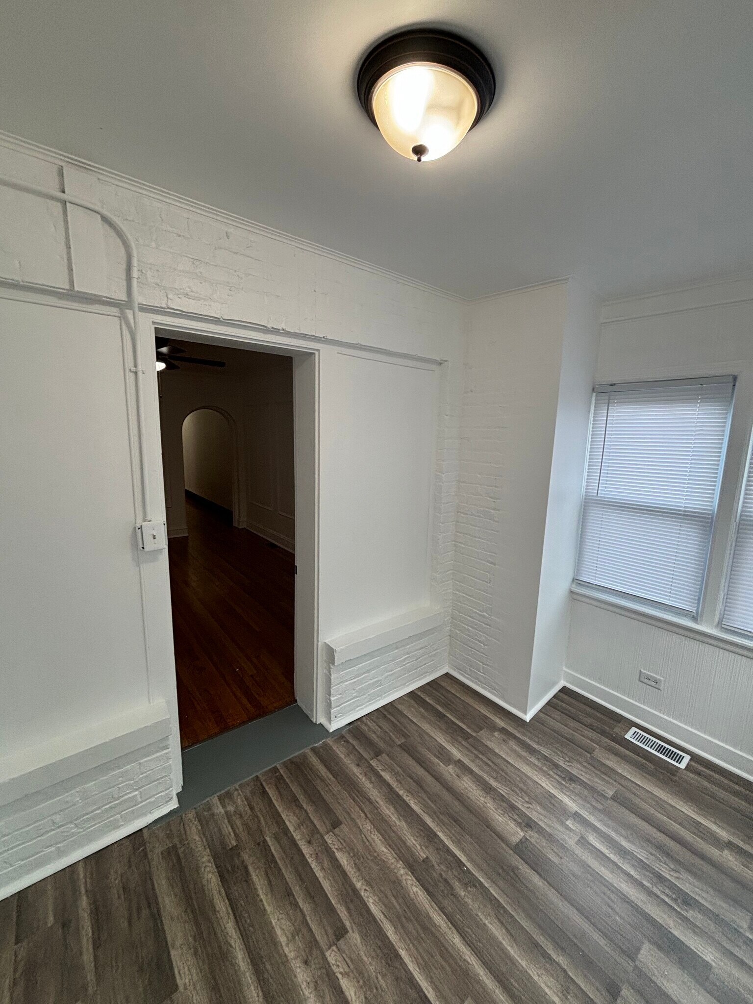 Building Photo - 7935 S Ellis Ave