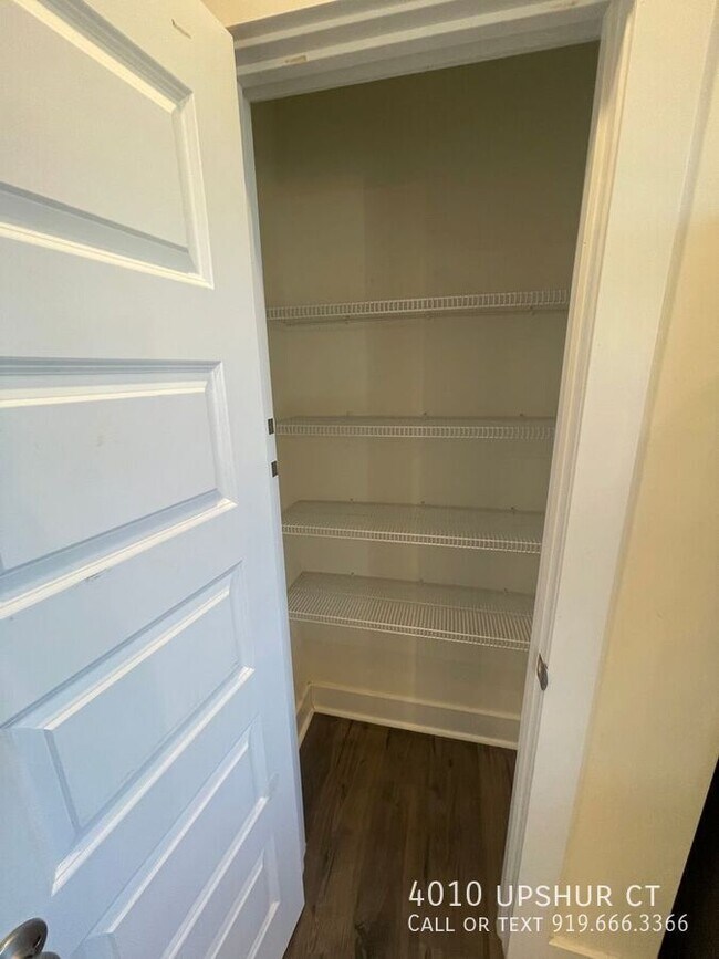 Building Photo - 4010 Upshur Ct