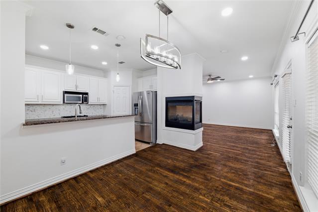Building Photo - 4263 Towne Lake Ct
