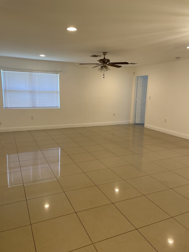 Living room - 3766 Ramblewood Ct