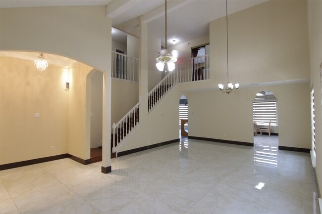 Building Photo - 12430 Brook Meadows Ln