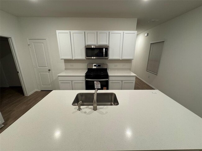 Building Photo - 12114 Pike Bnd