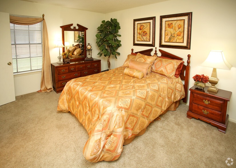 Trinity Crossing 2522 E Trinity Mills Rd Carrollton TX 75006