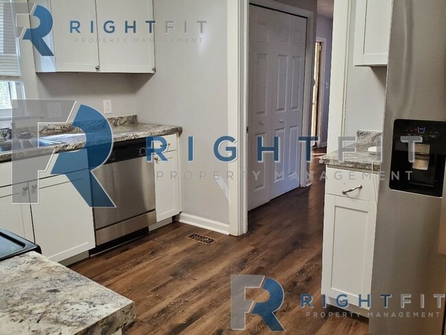 Building Photo - Welcome Home!