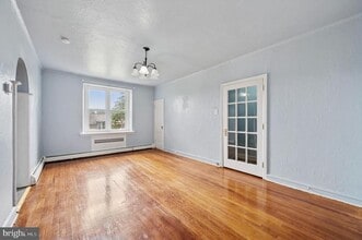 Building Photo - 5200 W Montgomery Ave