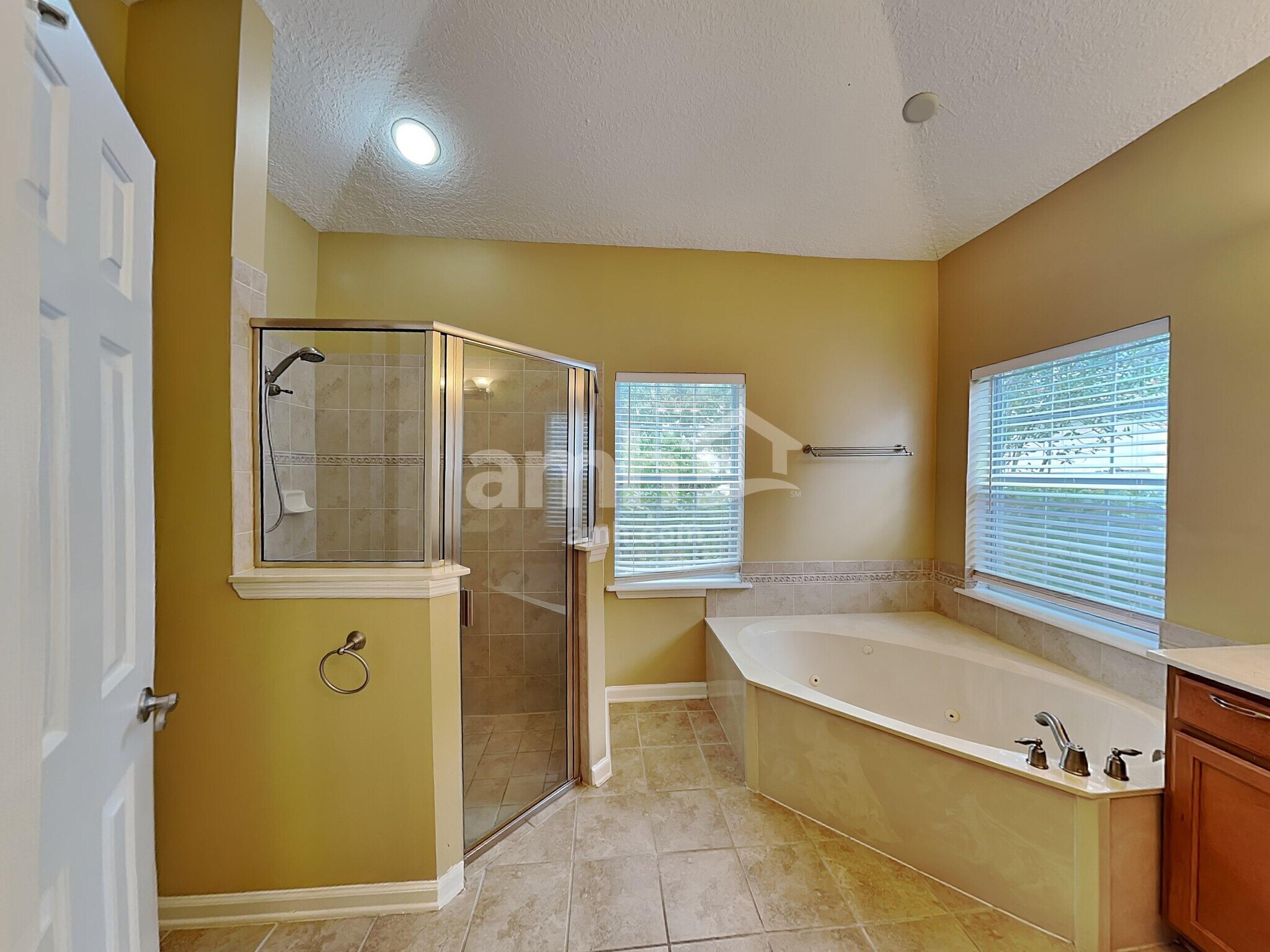 Building Photo - 921 Indian River Rd