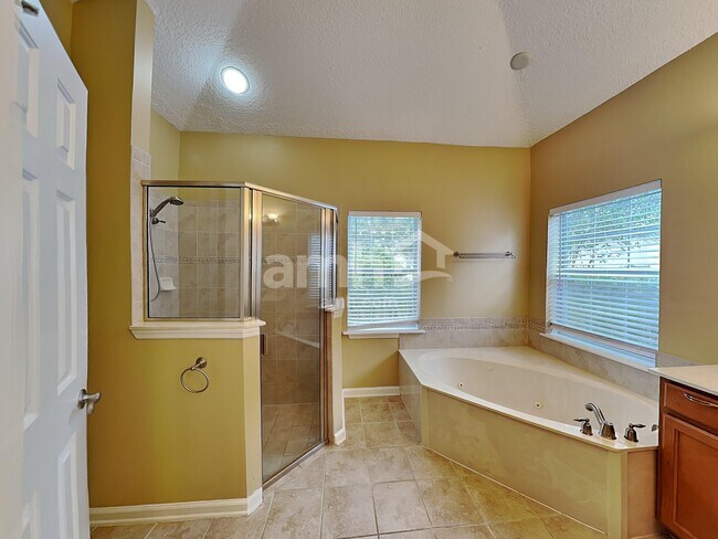 Building Photo - 921 Indian River Rd