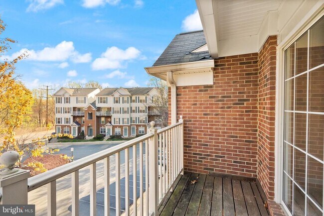 Building Photo - 12739 Fair Crest Ct