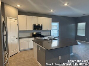 Building Photo - 14106 Roller Mls