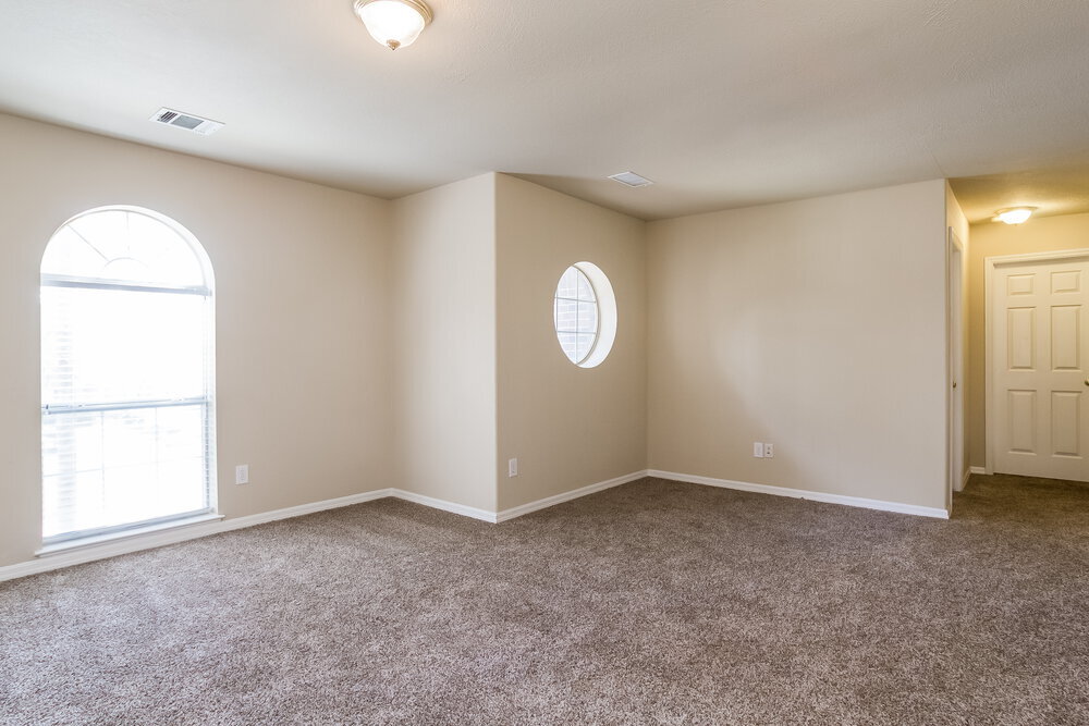 Building Photo - 3931 Echo Mountain Dr