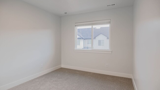 Building Photo - Beautiful 3 bedroom Townhome in Lehi Exchange community!