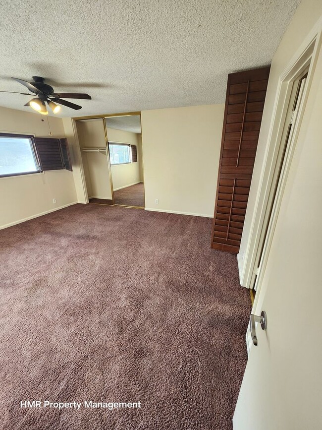 Building Photo - *MOVE-IN SPECIAL* Spacious 3-Bedroom Condo