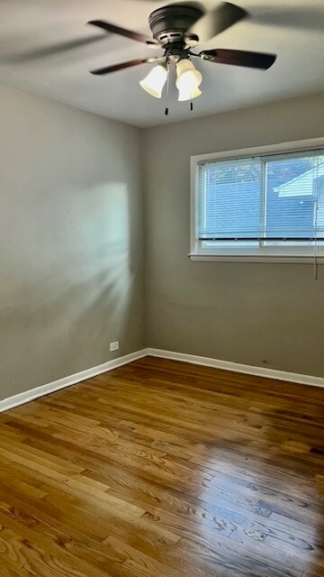 Building Photo - 846 S Hawthorne Ave