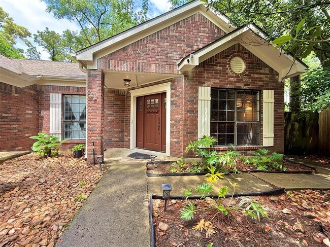 Building Photo - 42 Village Knoll Pl