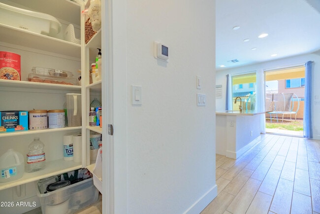 Building Photo - 21513 E Sparrow Dr