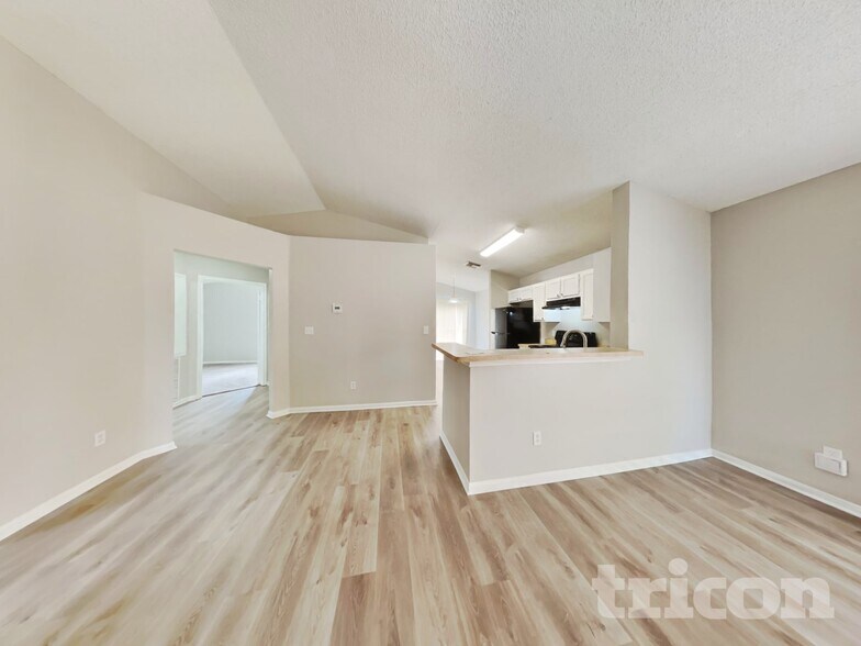 Building Photo - 3115 Kelling St